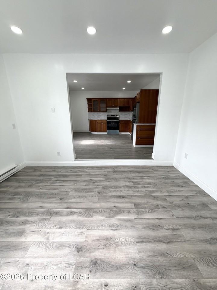 343 E South St #1 - Photo 6 of 9