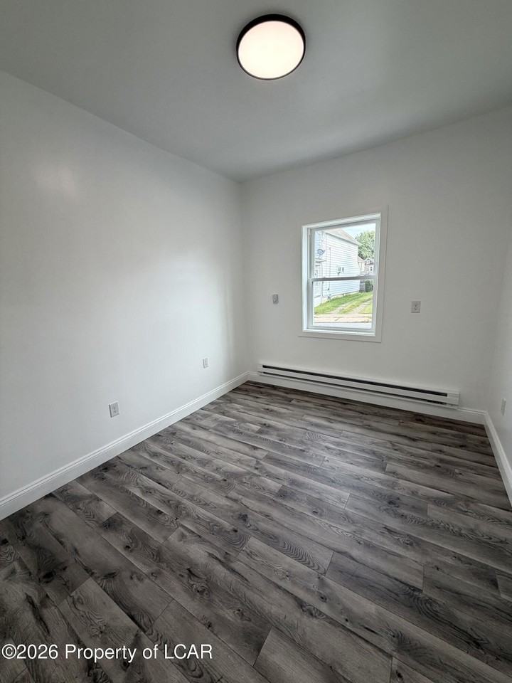 343 E South St #1 - Photo 7 of 9