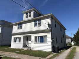 featured image of 241 Lyndwood Ave