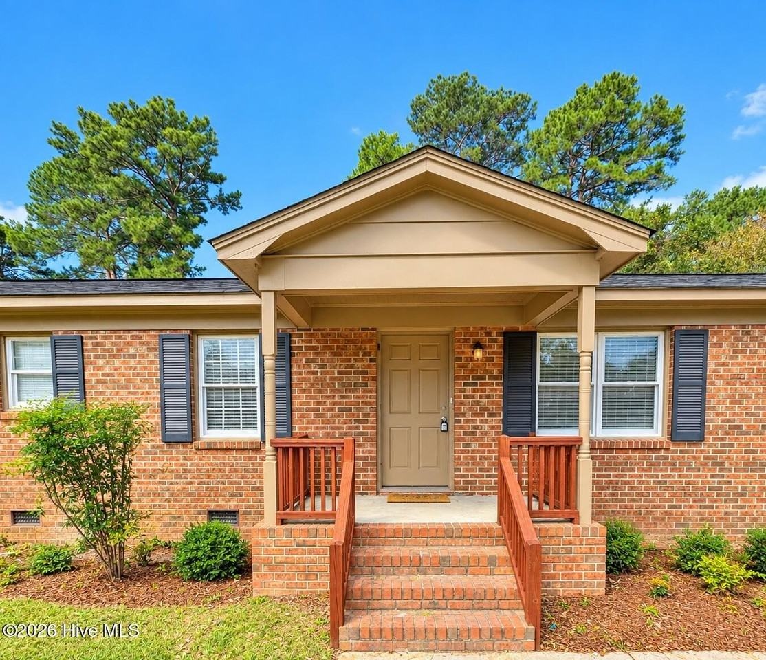 204 Crestline Blvd - Photo 3 of 23