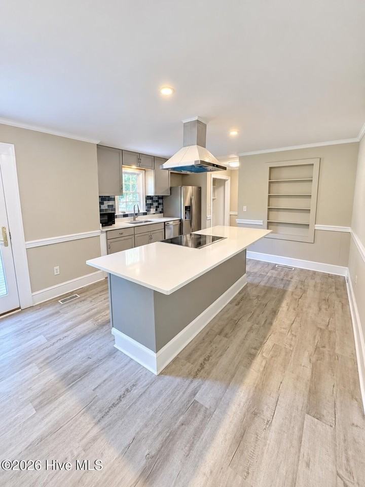 204 Crestline Blvd - Photo 7 of 23