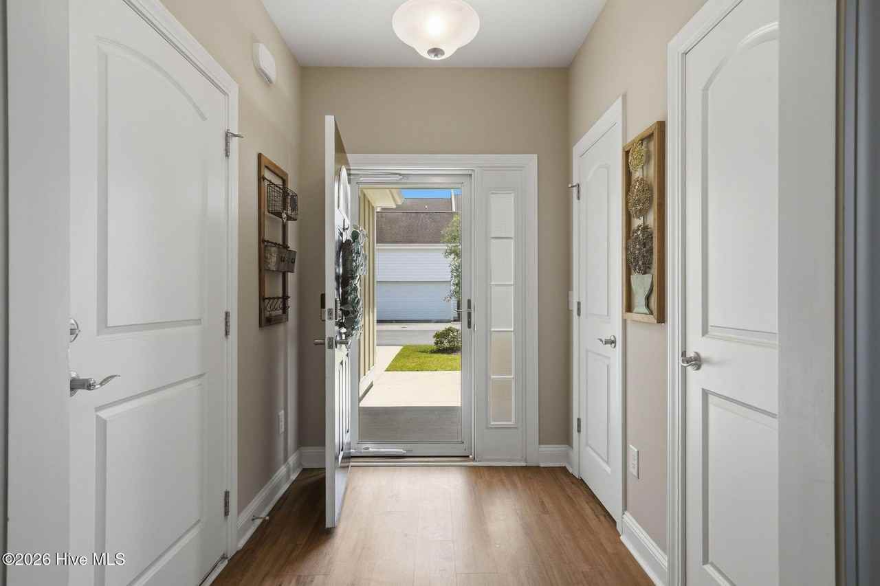 7605 Privateer Loop - Photo 3 of 32