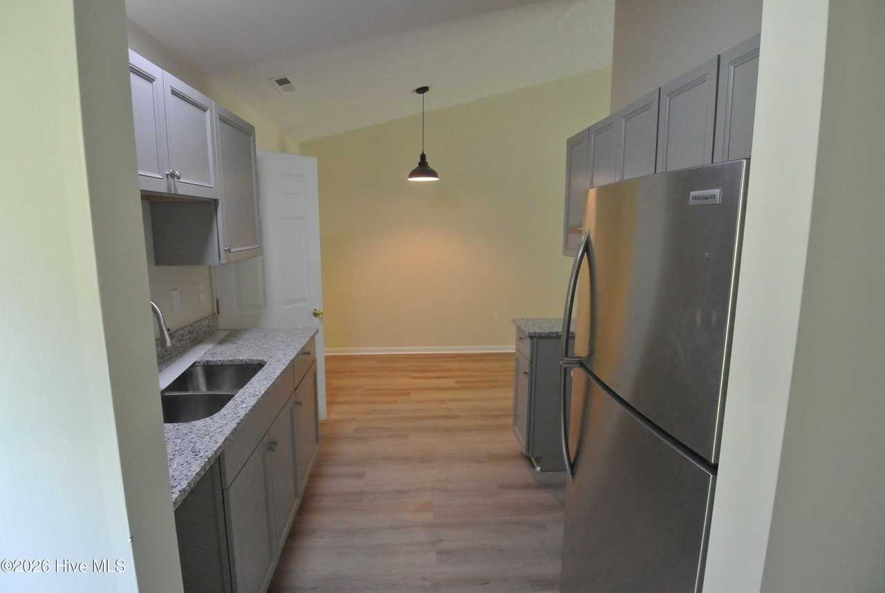 1491 Race Track Rd - Photo 6 of 15