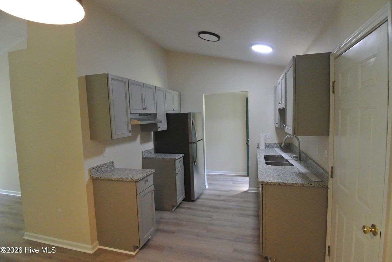 1491 Race Track Rd - Photo 7 of 15