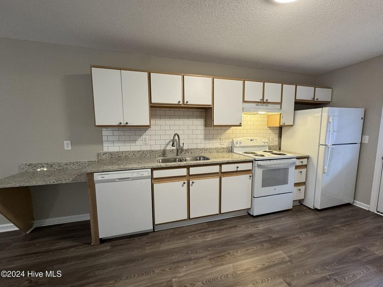 115 Wheeless Cir #D - Photo 6 of 14