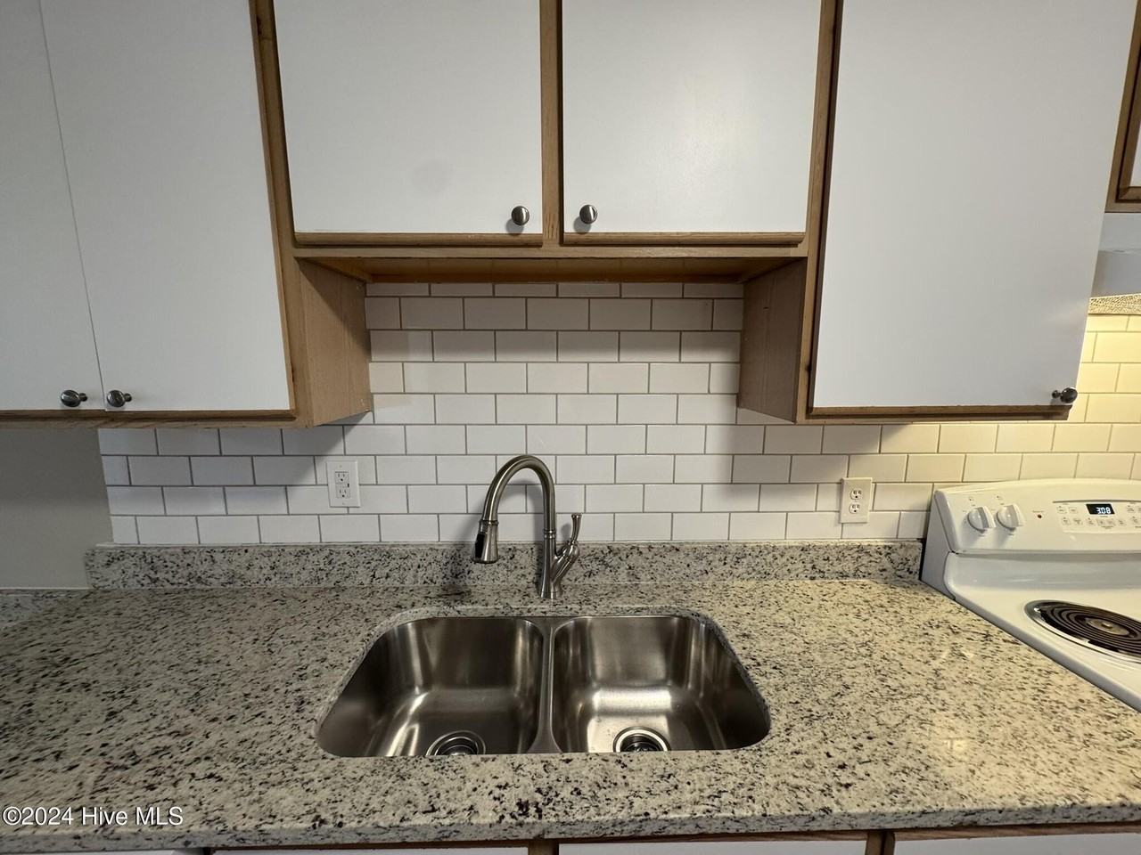 115 Wheeless Cir #D - Photo 7 of 14