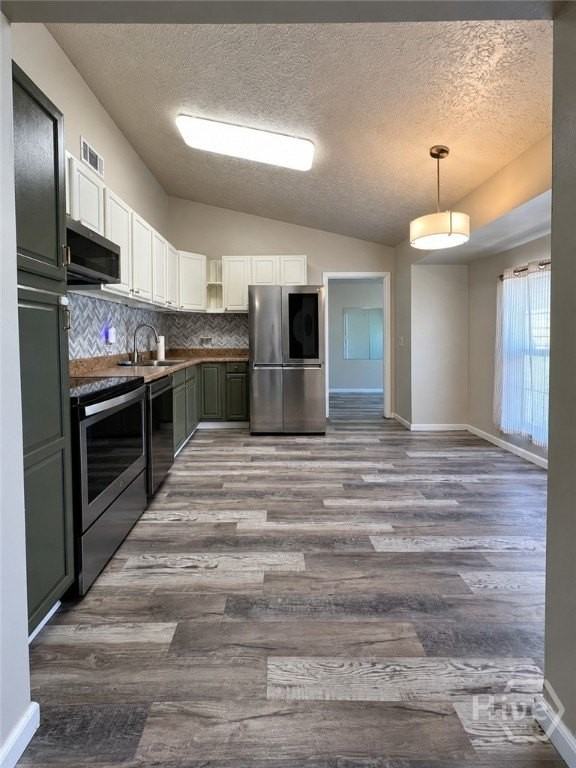 196 Bald Eagle Dr - Photo 4 of 18