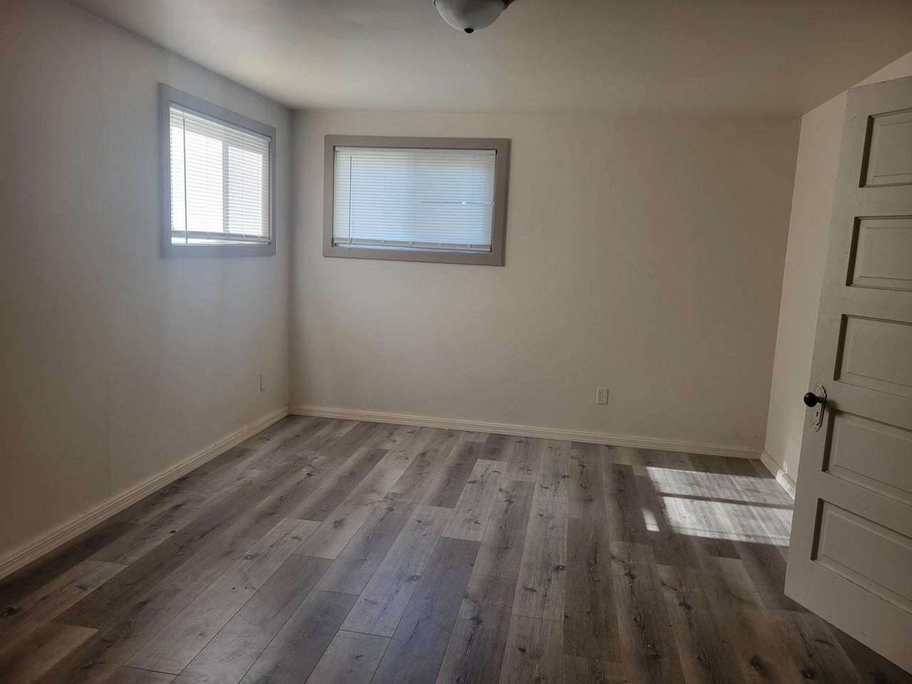 914 E Main St #1 - Photo 2 of 5