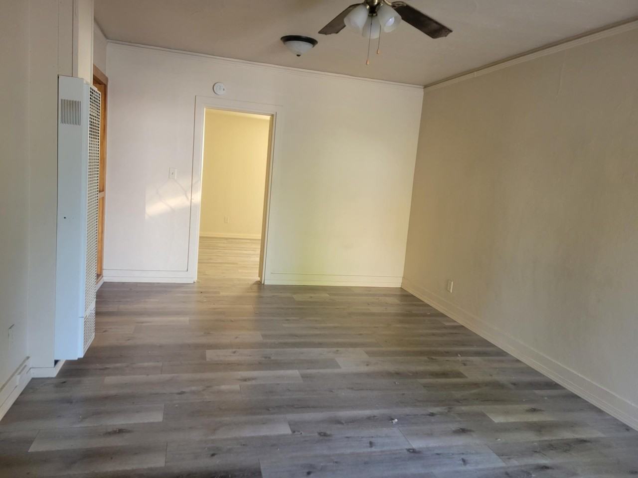 914 E Main St #1 - Photo 5 of 5