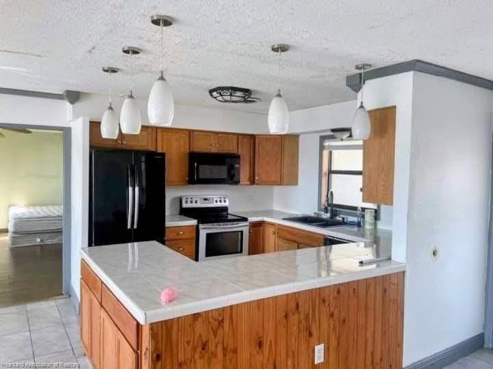 1809 Arbuckle Creek Rd - Photo 3 of 10
