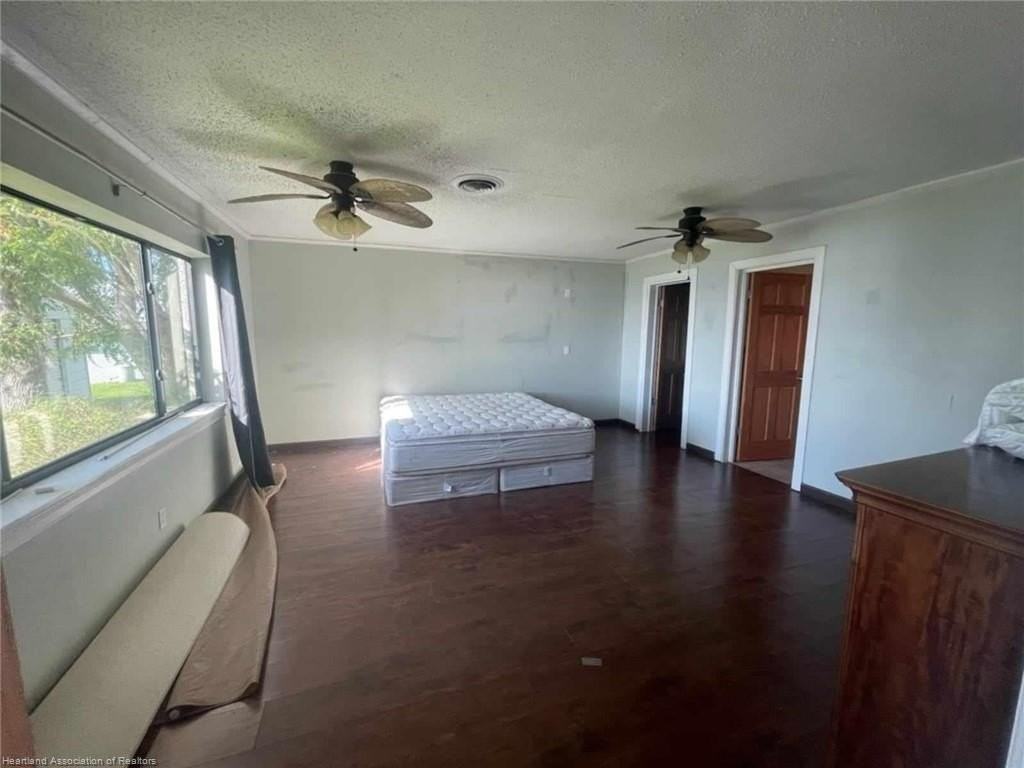 1809 Arbuckle Creek Rd - Photo 5 of 10