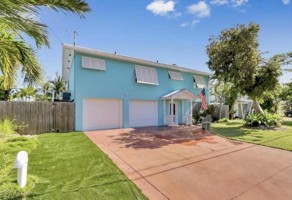 featured image of 37 Blue Water Dr