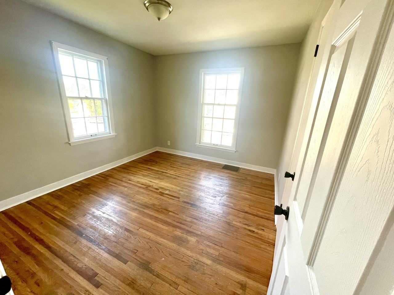 1262 Minnehaha Ave E #1262 - Photo 2 of 10
