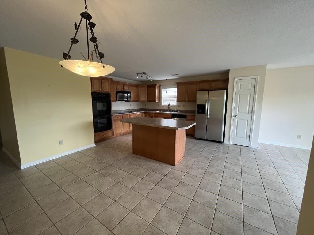 3836 Piper Bay Ln - Photo 4 of 25