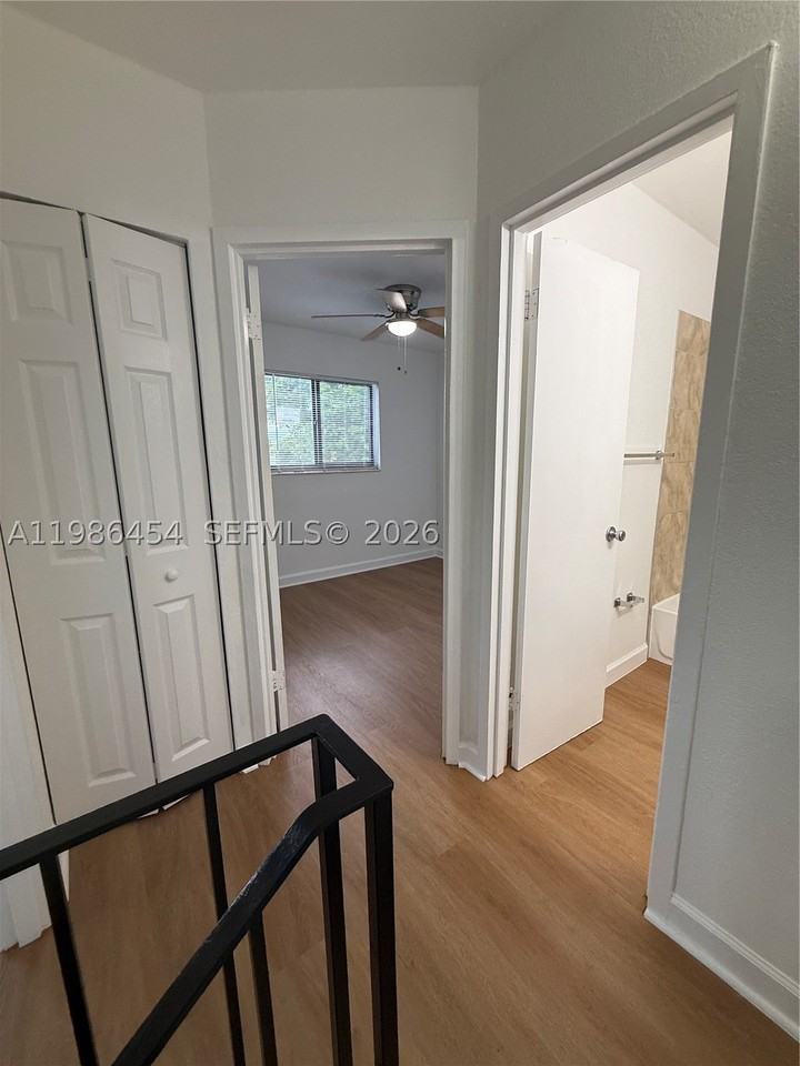 180 Ne 71st St #9 - Photo 3 of 18