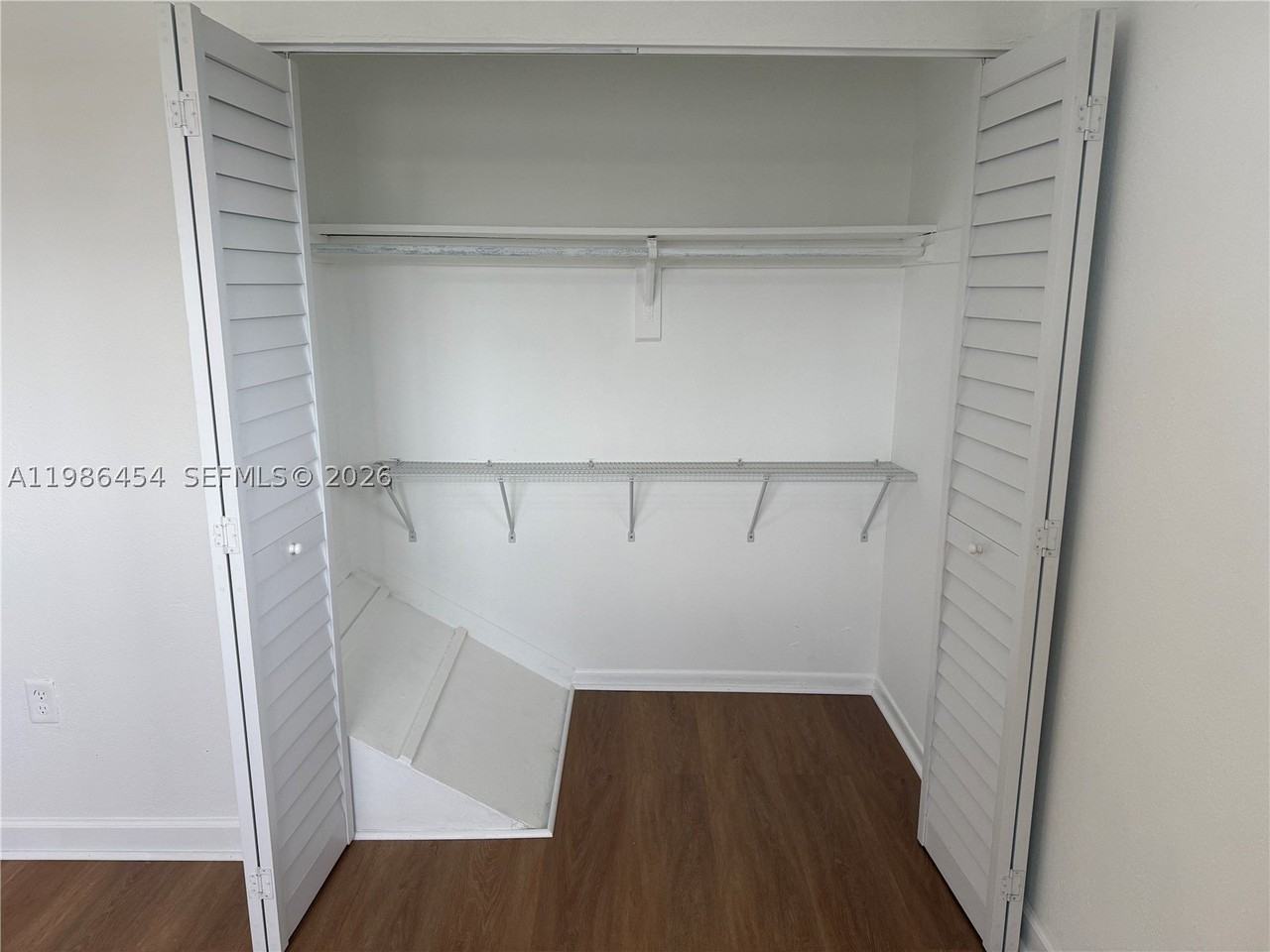 180 Ne 71st St #9 - Photo 7 of 18