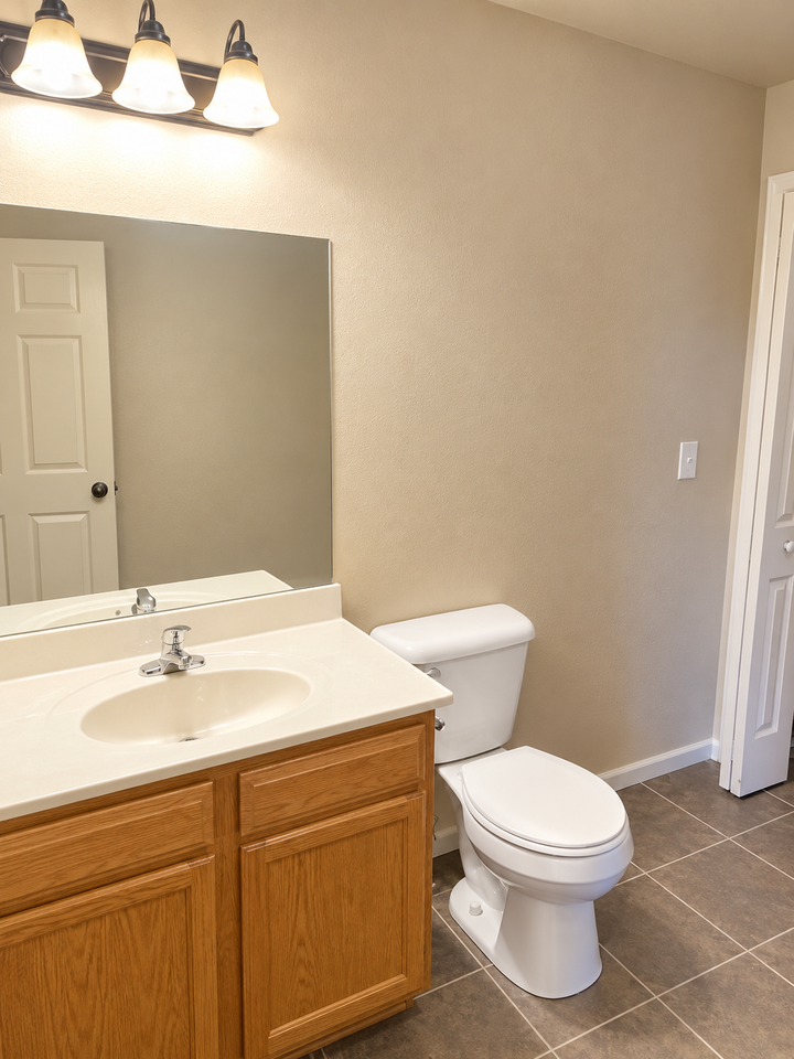 16565 Hunters Ridge Ln #B - Photo 2 of 9