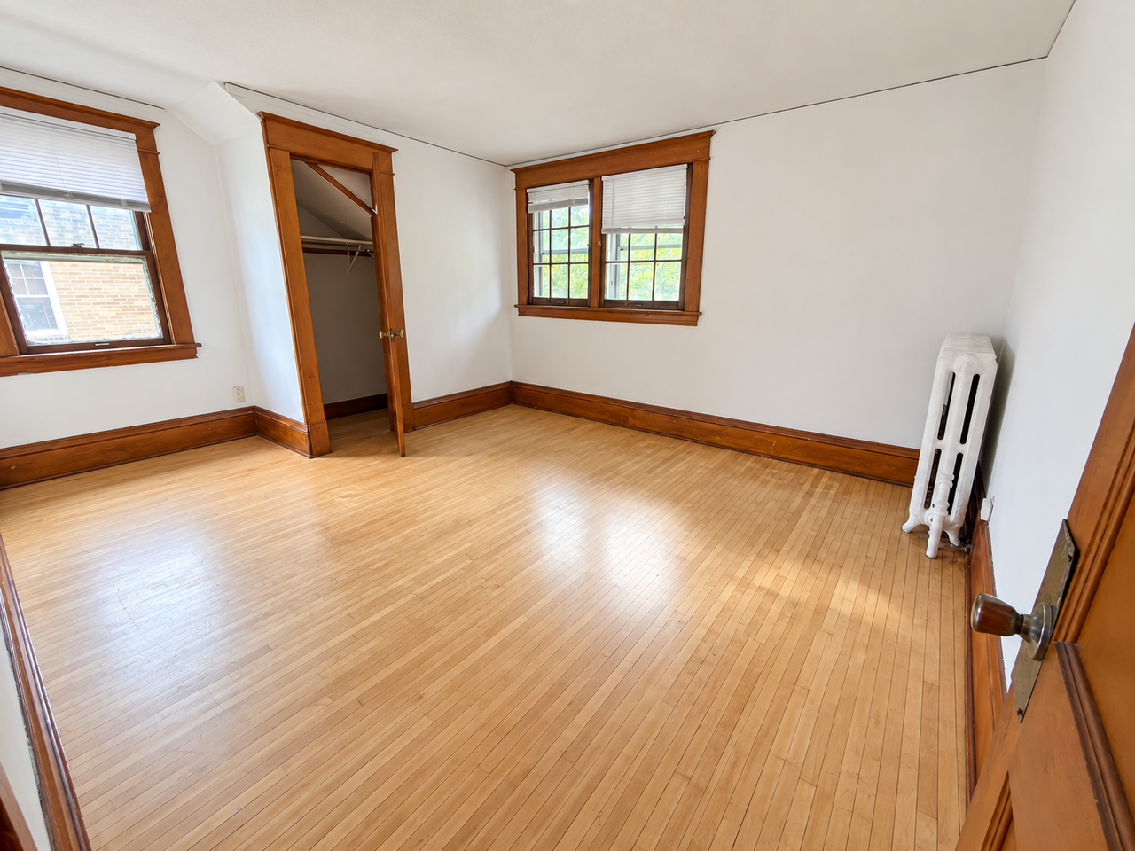 1951 Grand Ave - Photo 7 of 10