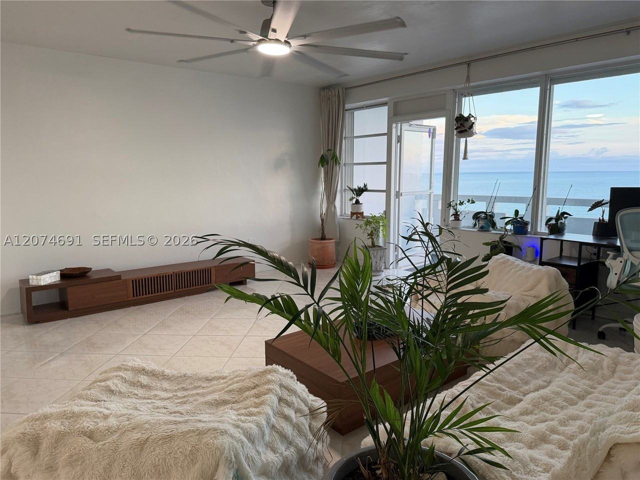 3111 N Ocean Dr #1611 - Photo 5 of 41