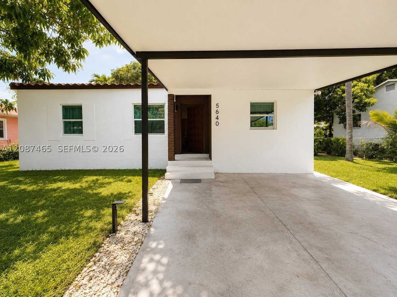 5640 Ne Miami Ct #1 - Photo 2 of 13