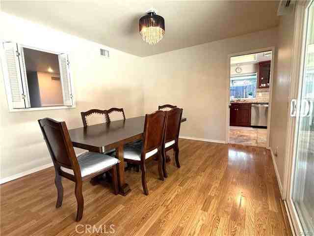 512 Concord Ave - Photo 5 of 8