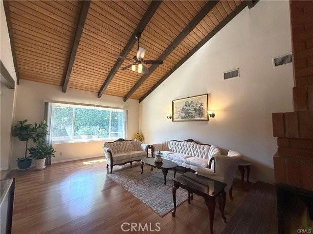 512 Concord Ave - Photo 6 of 8