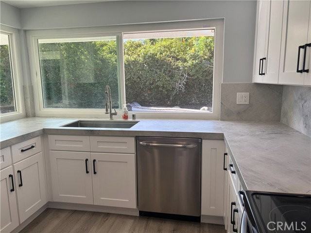 445 S Westridge Cir - Photo 6 of 8