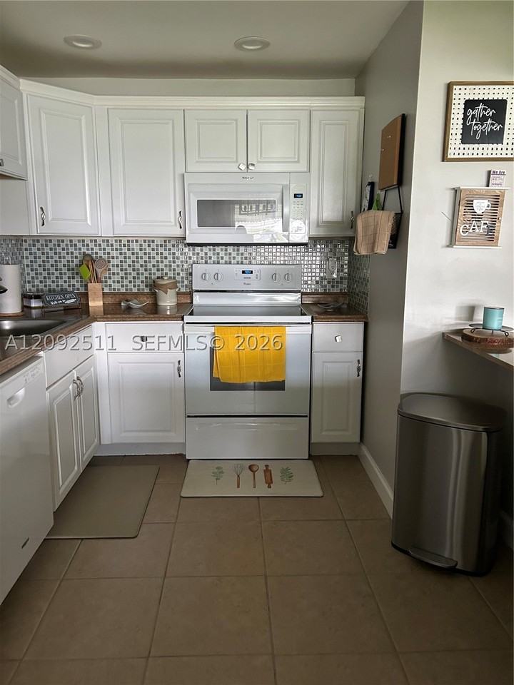 8534 Nw 10th St #C78 - Photo 6 of 24