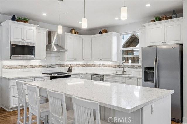 163 Flower St #B - Photo 6 of 8