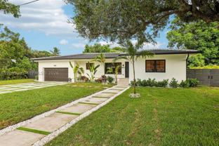8835 Ne 9th Ct - Photo 1 of 1