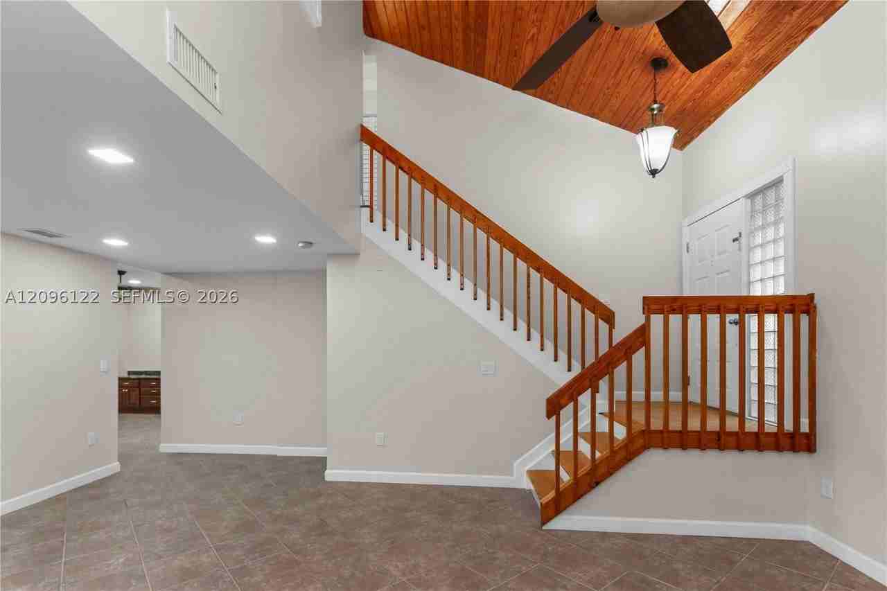 11763 Sw 102nd St #0 - Photo 3 of 27