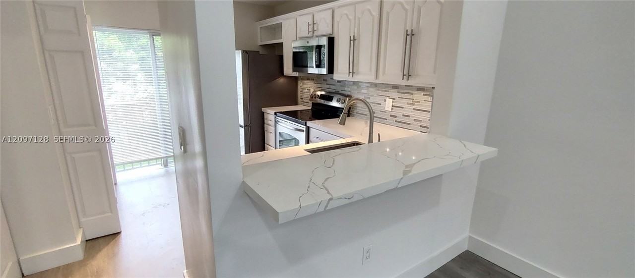 6646 Sw 115th Ct #110 - Photo 4 of 21