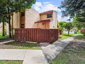 291 W Park Dr #9-201 - Photo 1 of 1