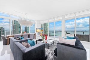 featured image of 460 Ne 28th St