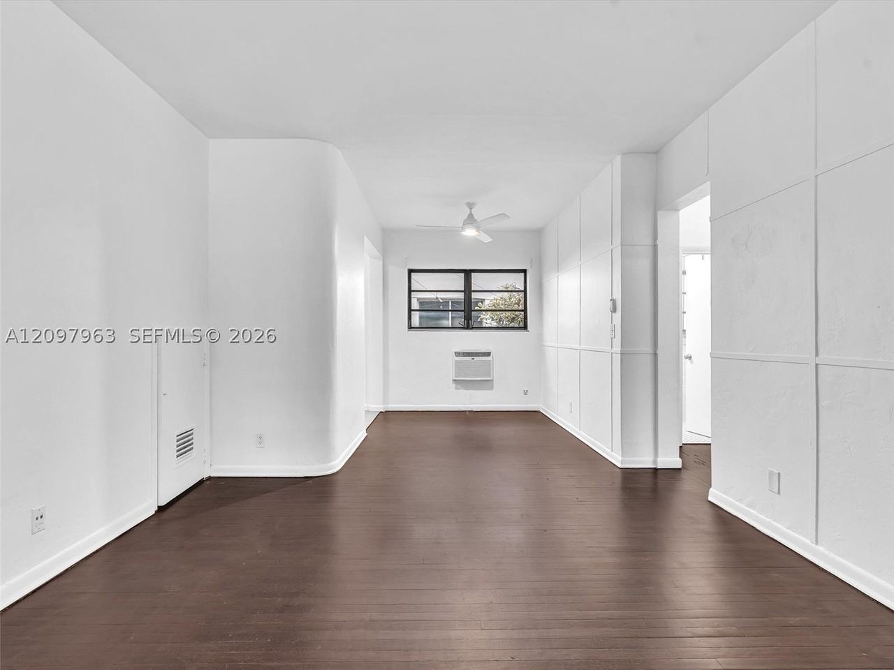 1410 16th St #2 - Photo 6 of 43