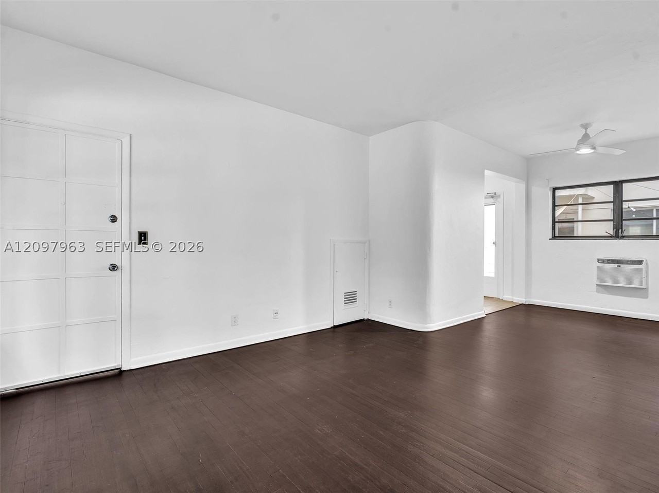 1410 16th St #2 - Photo 7 of 43