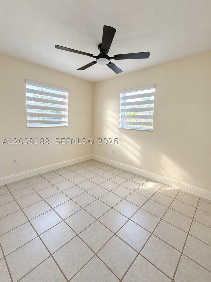 1511 N 70th Ter #0 - Photo 5 of 8