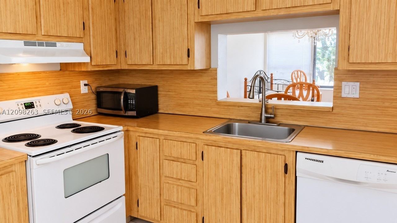 7950 W Mcnab Rd #208 - Photo 4 of 25
