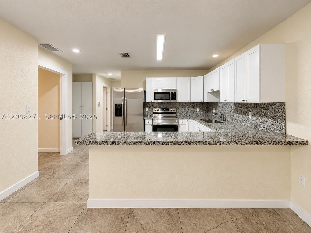 1336 Sw 69th Ave #1336 - Photo 4 of 10