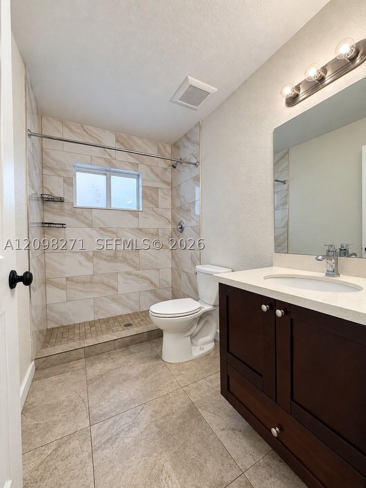 1336 Sw 69th Ave #1336 - Photo 7 of 10