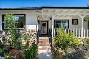 featured image of 6954 Woodlake Ave