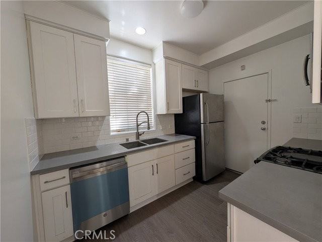 4442 Vista Del Monte Ave #4 - Photo 5 of 8