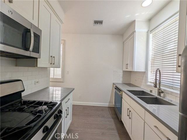 4442 Vista Del Monte Ave #4 - Photo 7 of 8