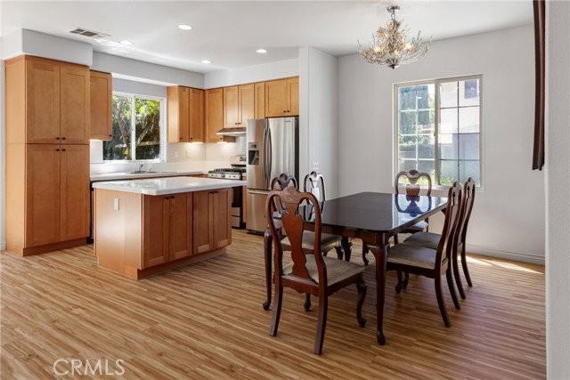 9193 Burnet Ave - Photo 7 of 8