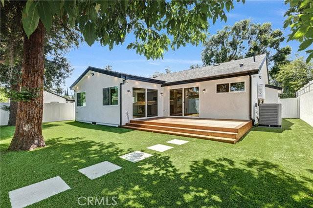 7508 Claire Ave - Photo 2 of 8