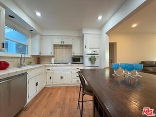 3323 Reta St - Photo 6 of 8