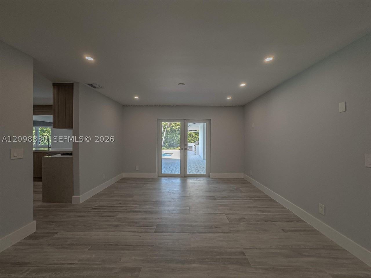 20405 Ne 22nd Pl #20405 - Photo 6 of 34