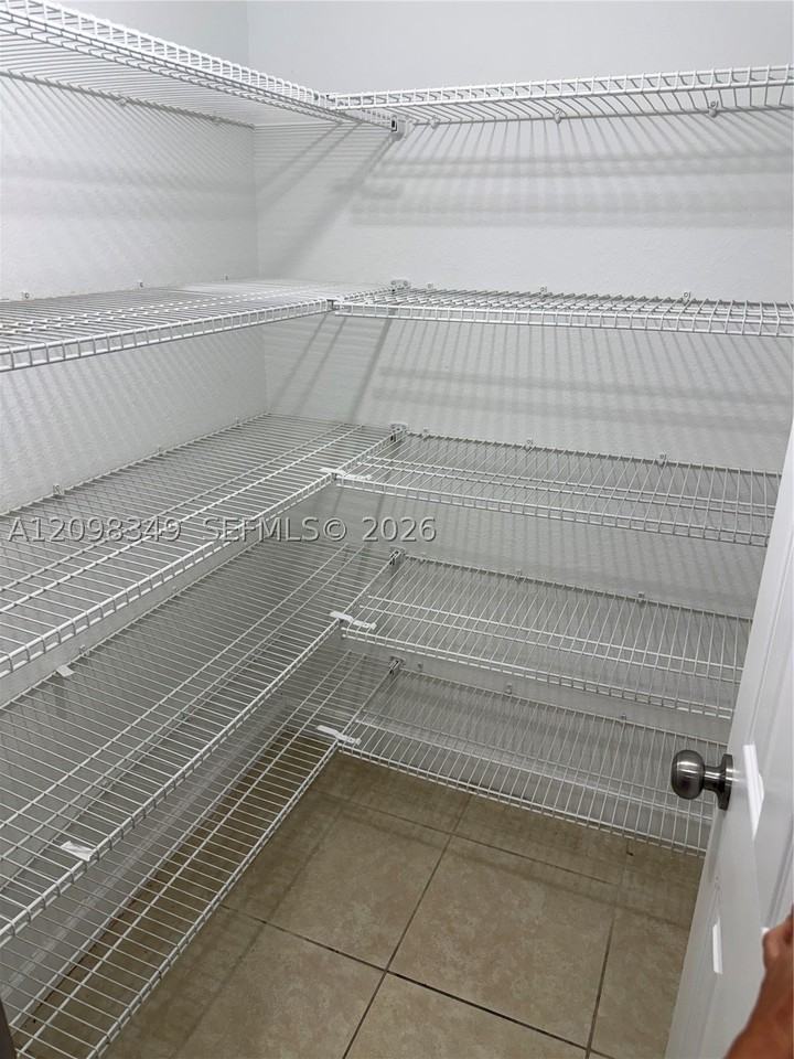 3663 Ne 2nd Ct - Photo 6 of 25