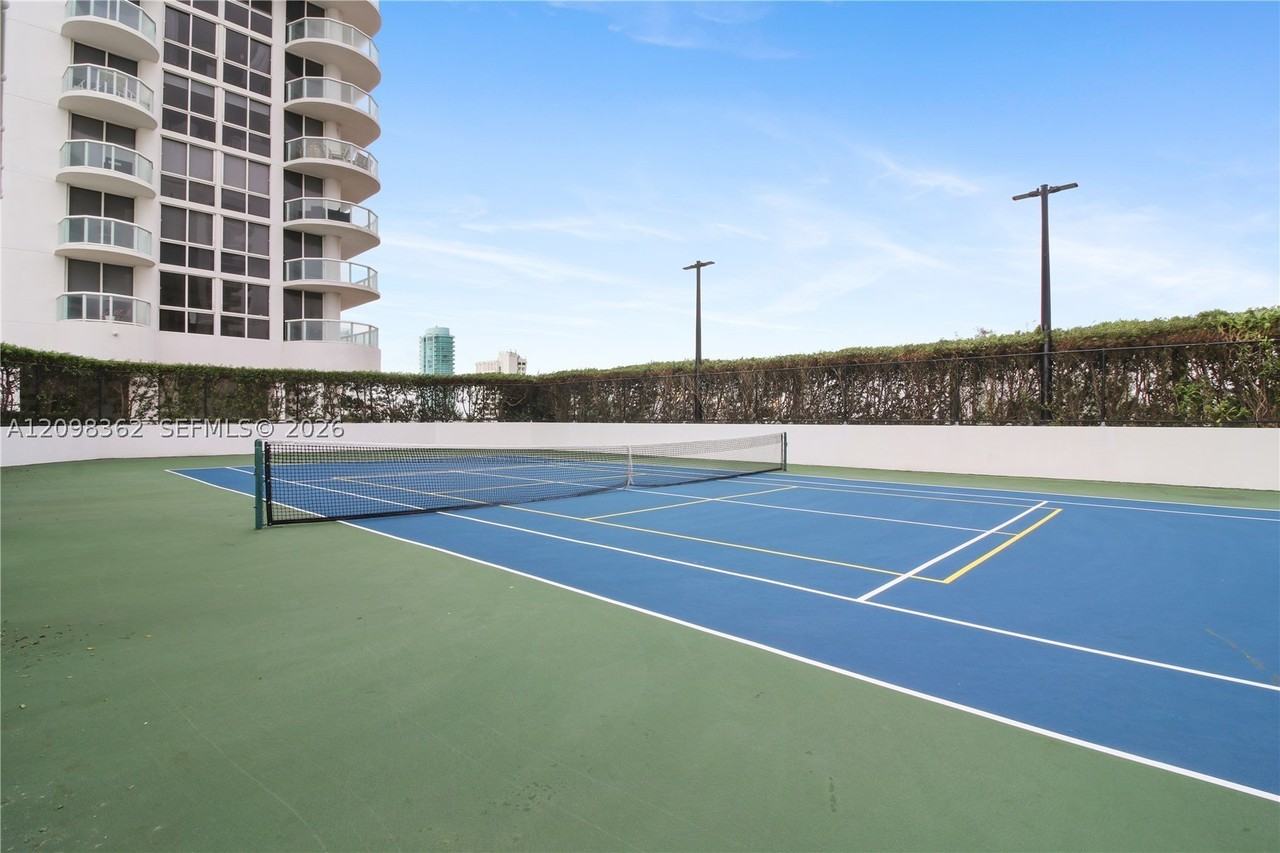 6365 Collins Ave #3909 - Photo 3 of 41