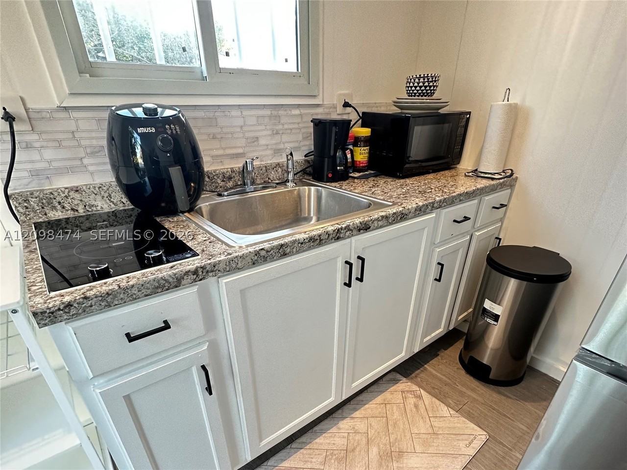 1021 Ne 137th St #C - Photo 6 of 10